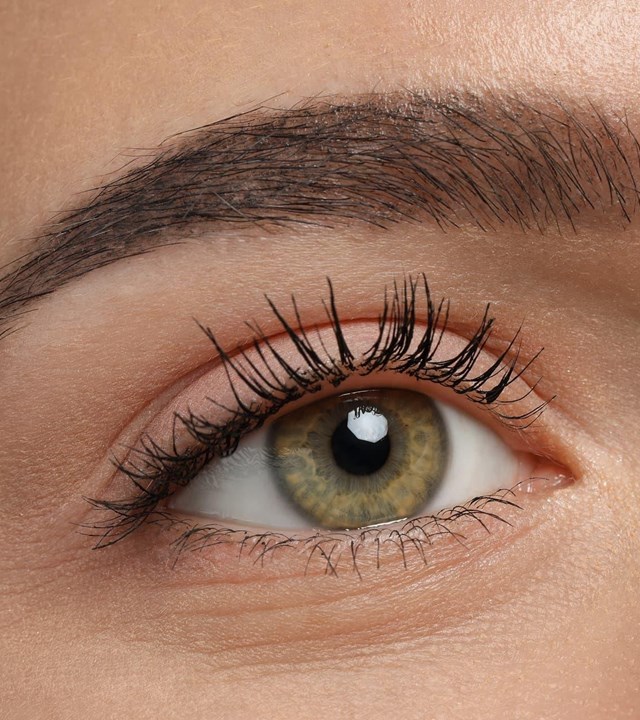 Intensifica tu mirada con la micropigmentación